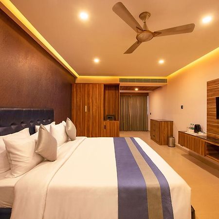 Hometown Galleria Manipal Exterior photo