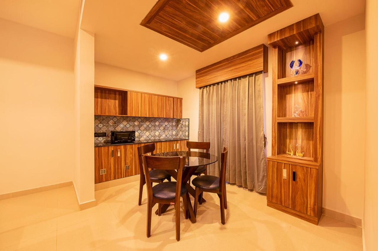 Hometown Galleria Manipal Exterior photo